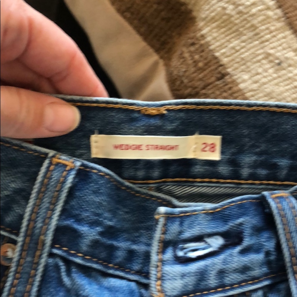 Levi’s Wedgie straight leg jean before dawn wash - Picture 5 of 7